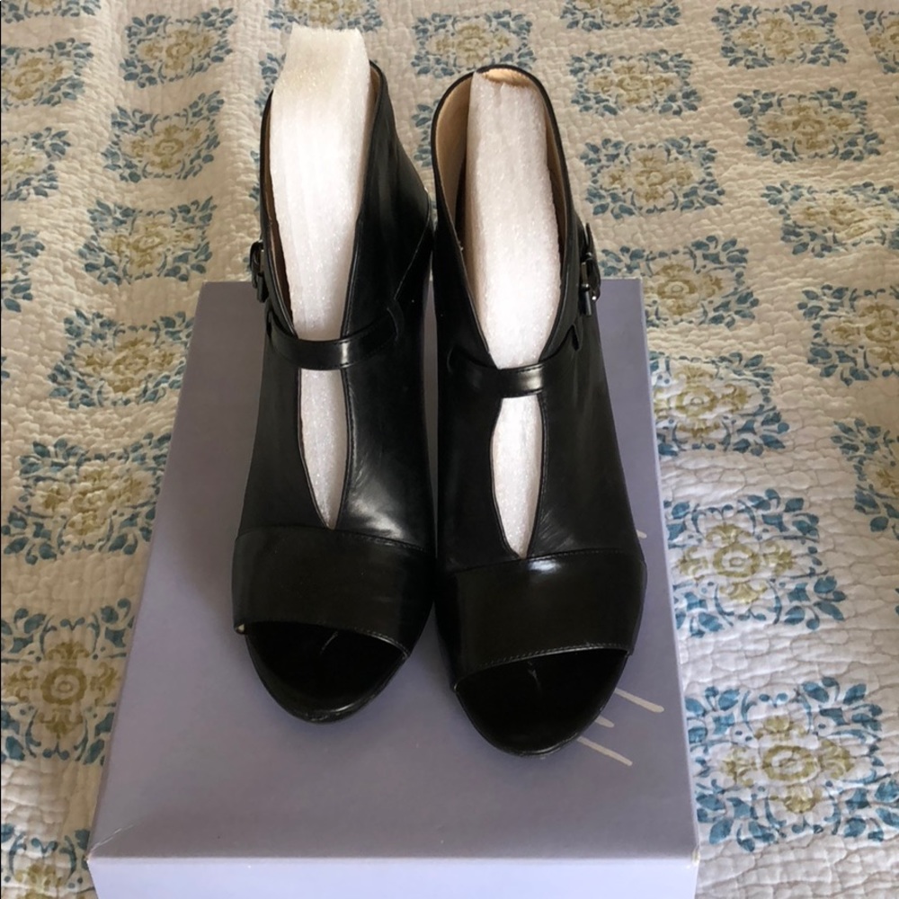 Black heeled booties